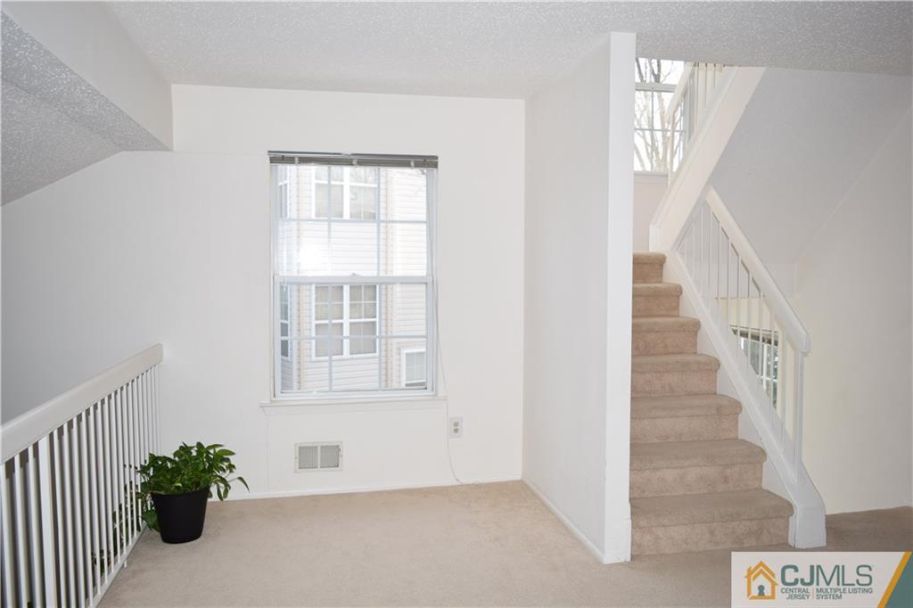 352 Lunar Road Piscataway, NJ 08854 - Photo 17 of 24 Gallery Image 17