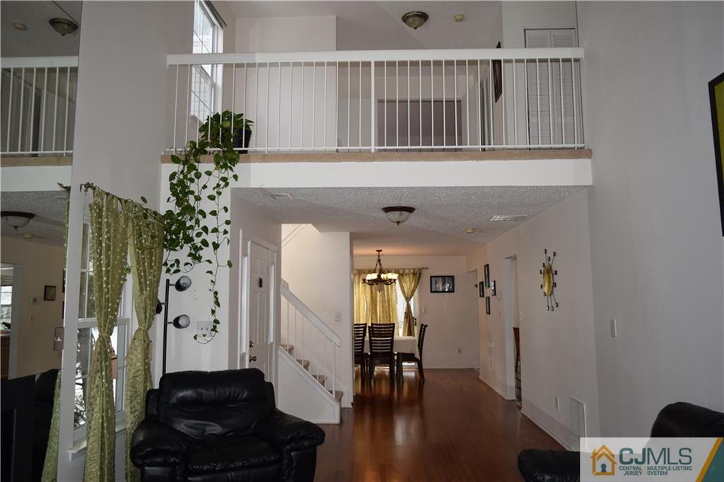 352 Lunar Road Piscataway, NJ 08854 - Photo 6 of 24 Gallery Image 6