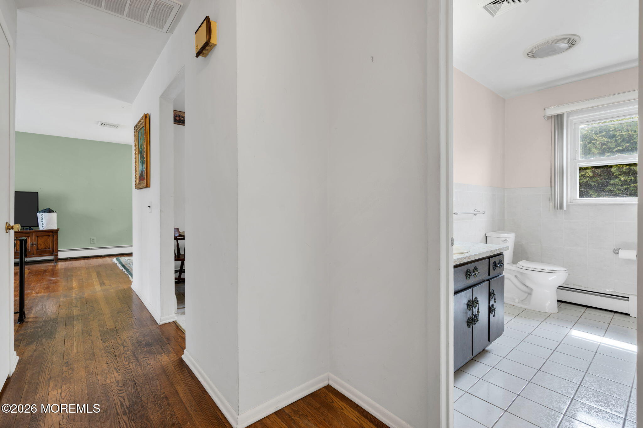 165 Old Post Road Edison, NJ 08817 - Photo 12 of 30 18-web-or-mls-DSC05740