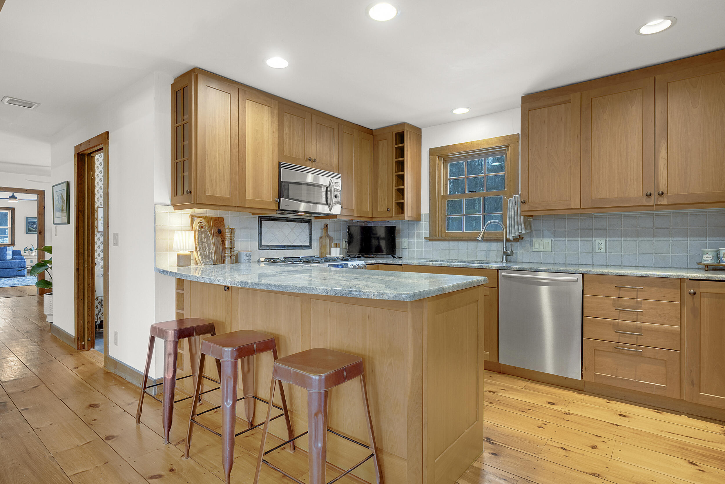 45 Beech Hill Road Freeport, ME 04032 - Photo 13 of 75 24_45beechhill-12