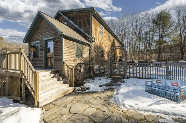 $849,000 | 45 Beech Hill Road, Freeport, ME 04032