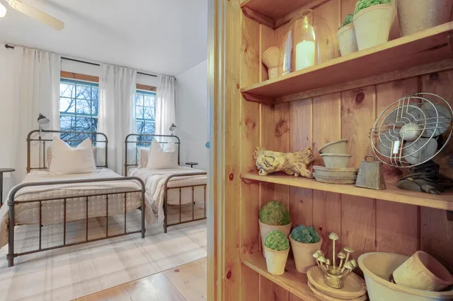 $849,000 | 45 Beech Hill Road, Freeport, ME 04032