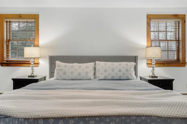 $849,000 | 45 Beech Hill Road, Freeport, ME 04032