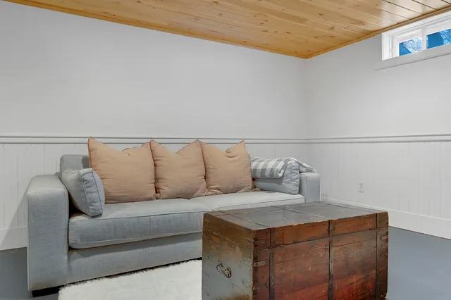 $849,000 | 45 Beech Hill Road, Freeport, ME 04032