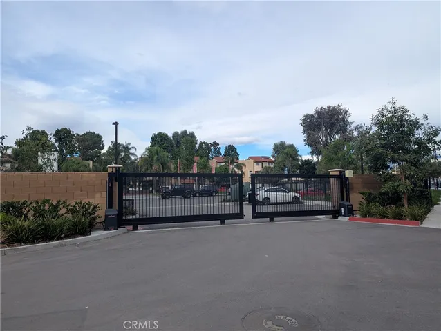 $3,400 | 1160 East Santo Antonio Drive, Colton, CA 92324