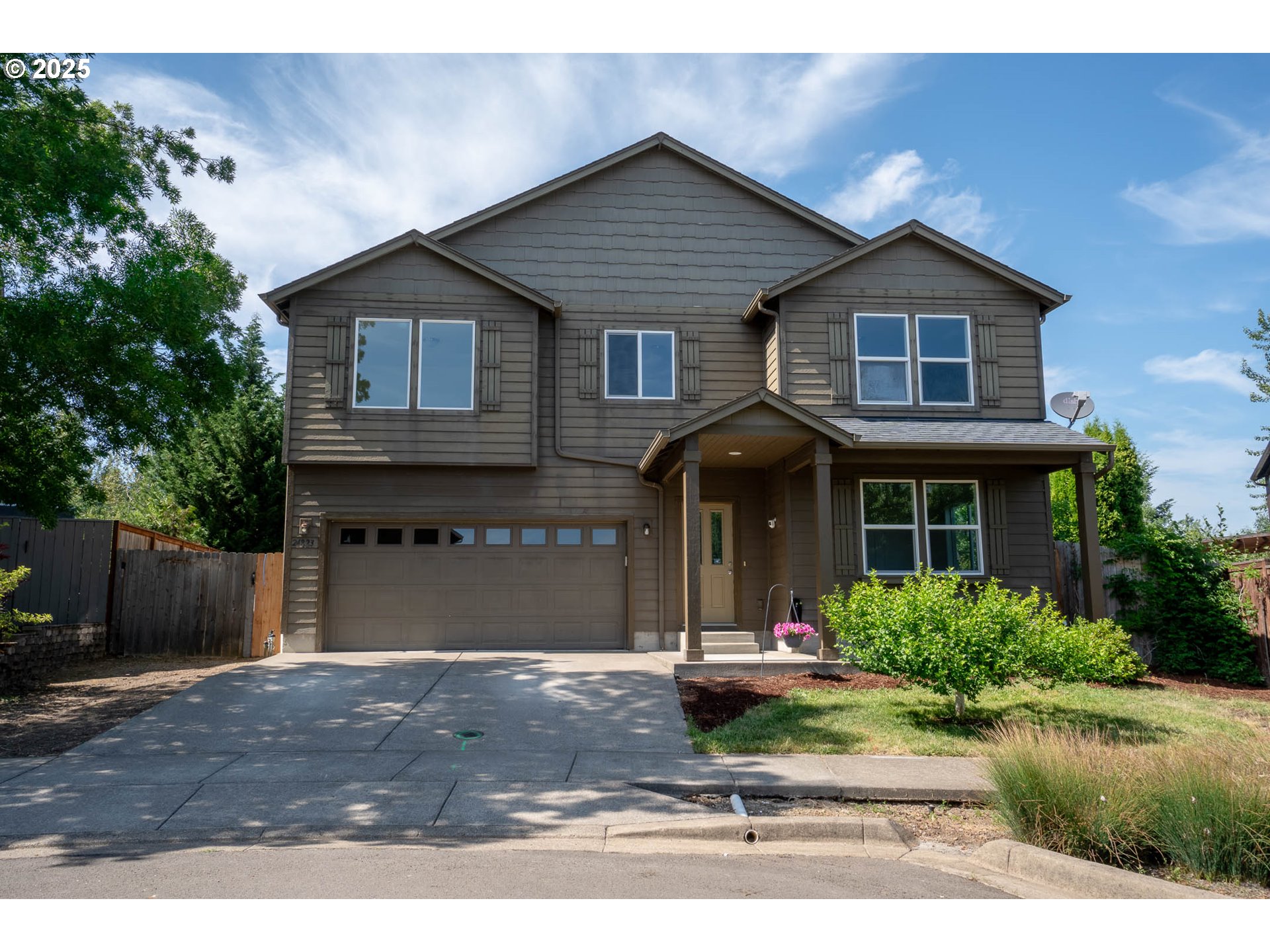 24823 Hawk View Drive Veneta, OR 97487 - Photo 1 of 19