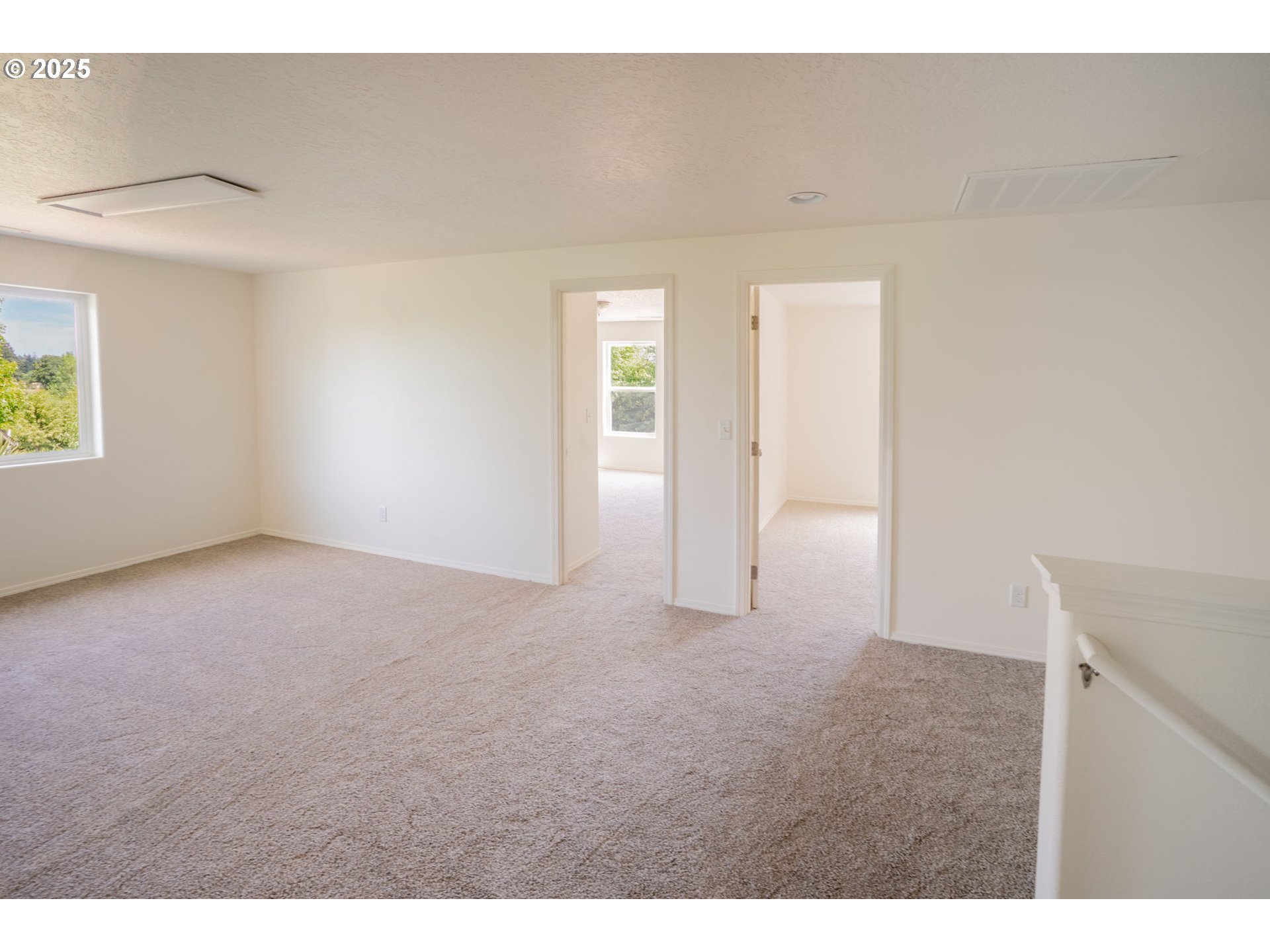 24823 Hawk View Drive Veneta, OR 97487 - Photo 13 of 19