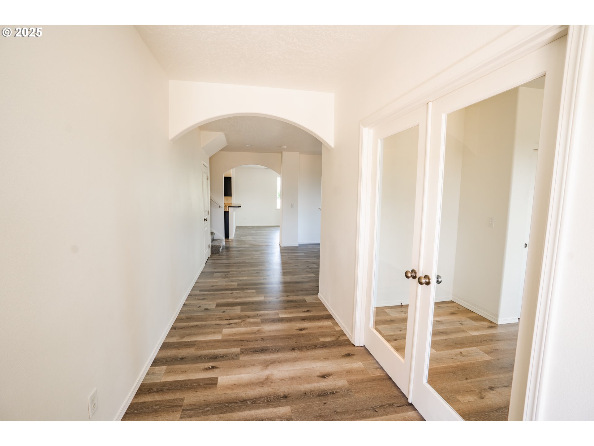 24823 Hawk View Drive Veneta, OR 97487 - Photo 3 of 19