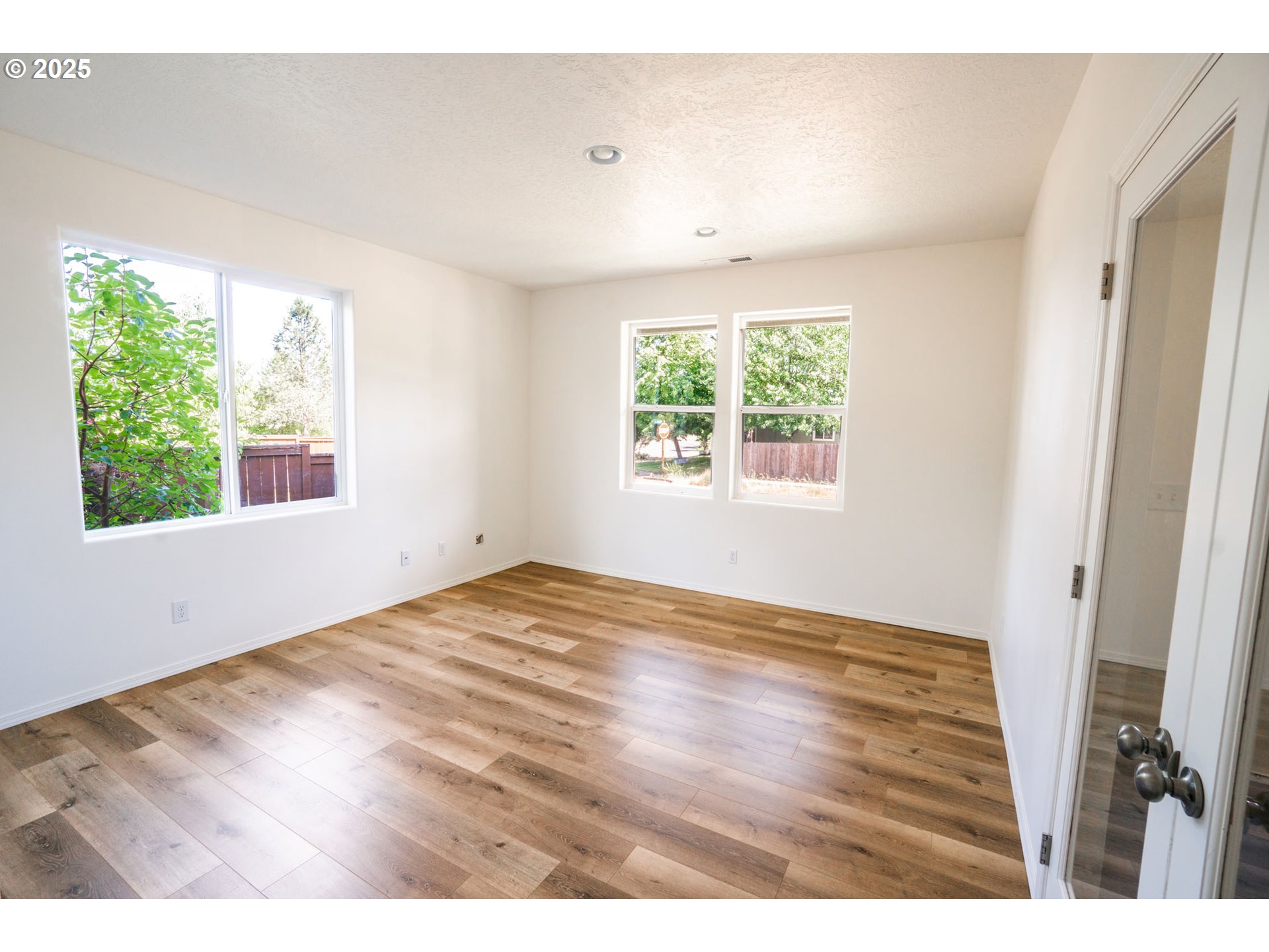 24823 Hawk View Drive Veneta, OR 97487 - Photo 5 of 19