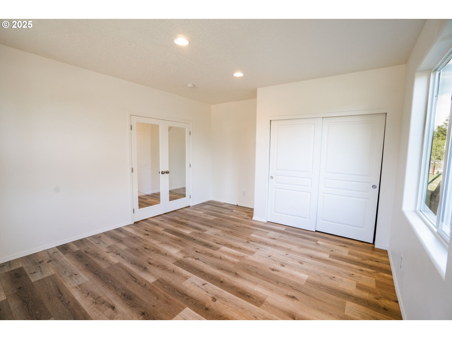 24823 Hawk View Drive Veneta, OR 97487 - Photo 6 of 19