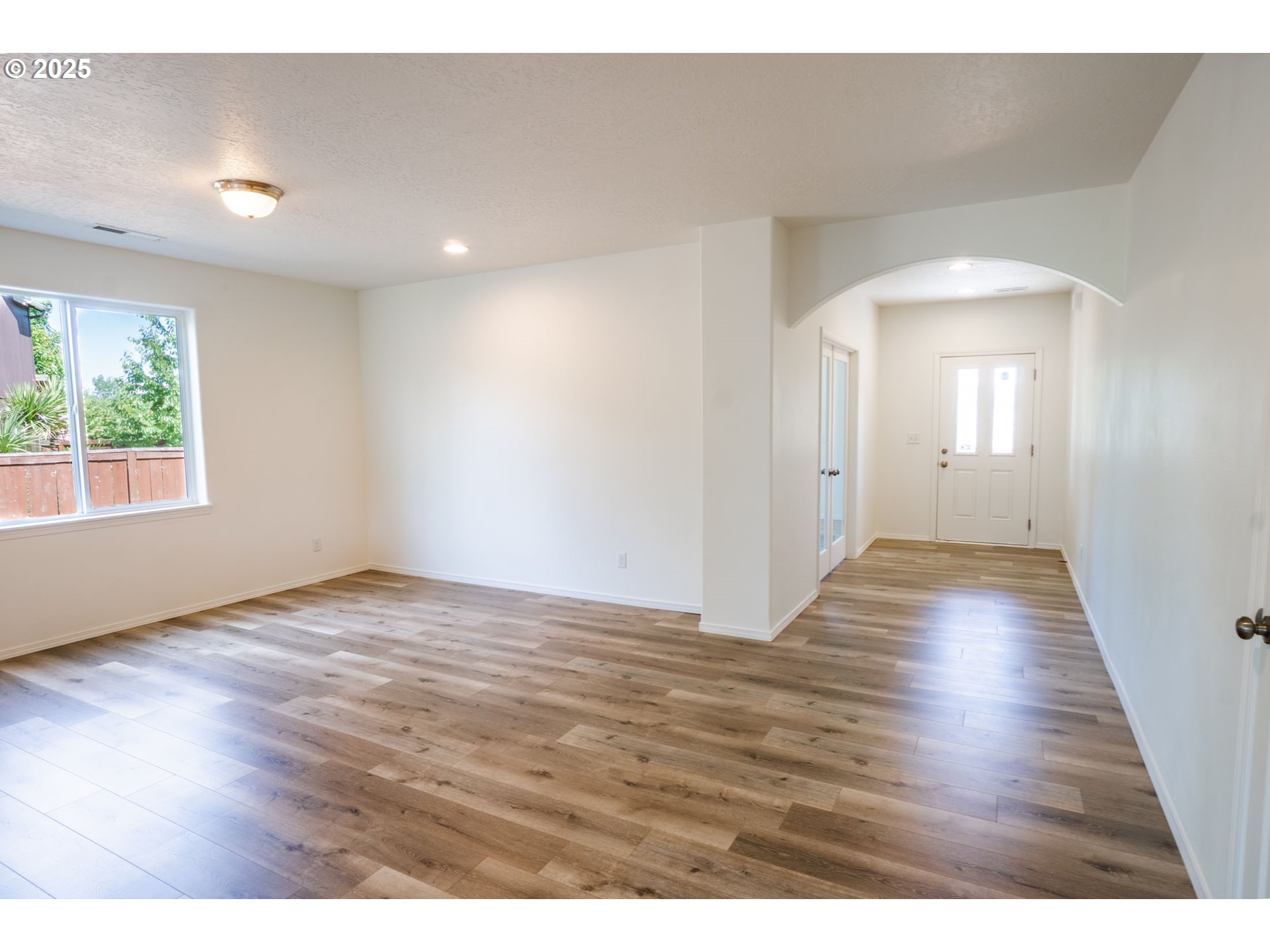 24823 Hawk View Drive Veneta, OR 97487 - Photo 8 of 19