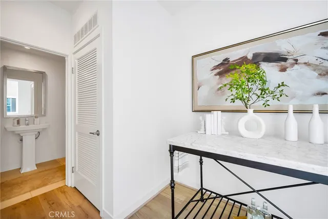 $874,900 | 314 Bridgewater Way, Unit 2, Gardena, CA 90247