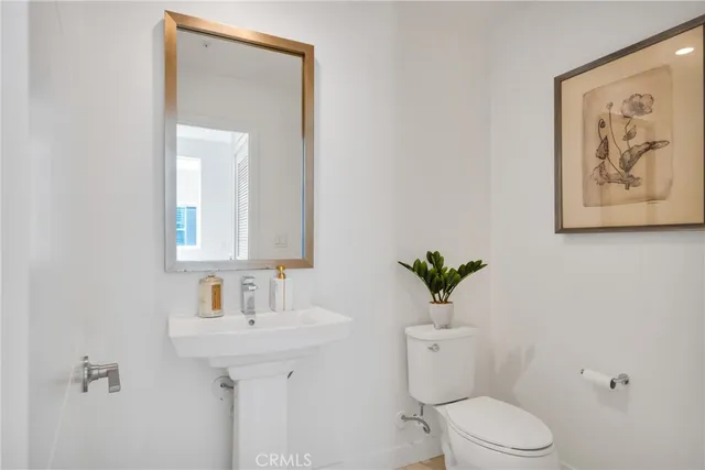 $874,900 | 314 Bridgewater Way, Unit 2, Gardena, CA 90247