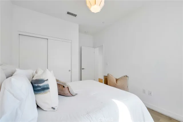 $874,900 | 314 Bridgewater Way, Unit 2, Gardena, CA 90247