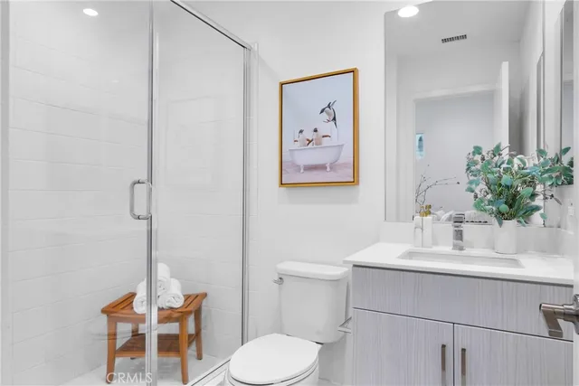 $874,900 | 314 Bridgewater Way, Unit 2, Gardena, CA 90247