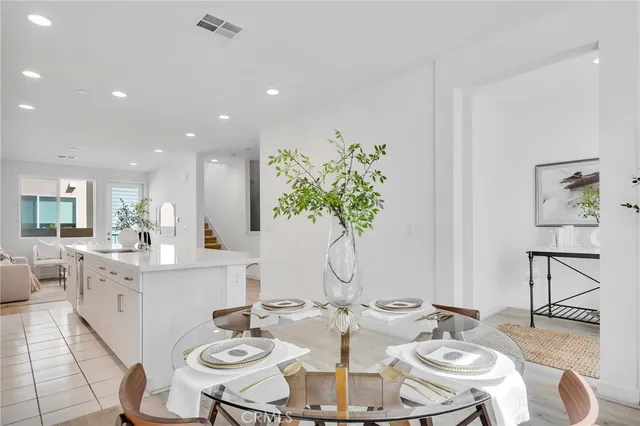 $874,900 | 314 Bridgewater Way, Unit 2, Gardena, CA 90247