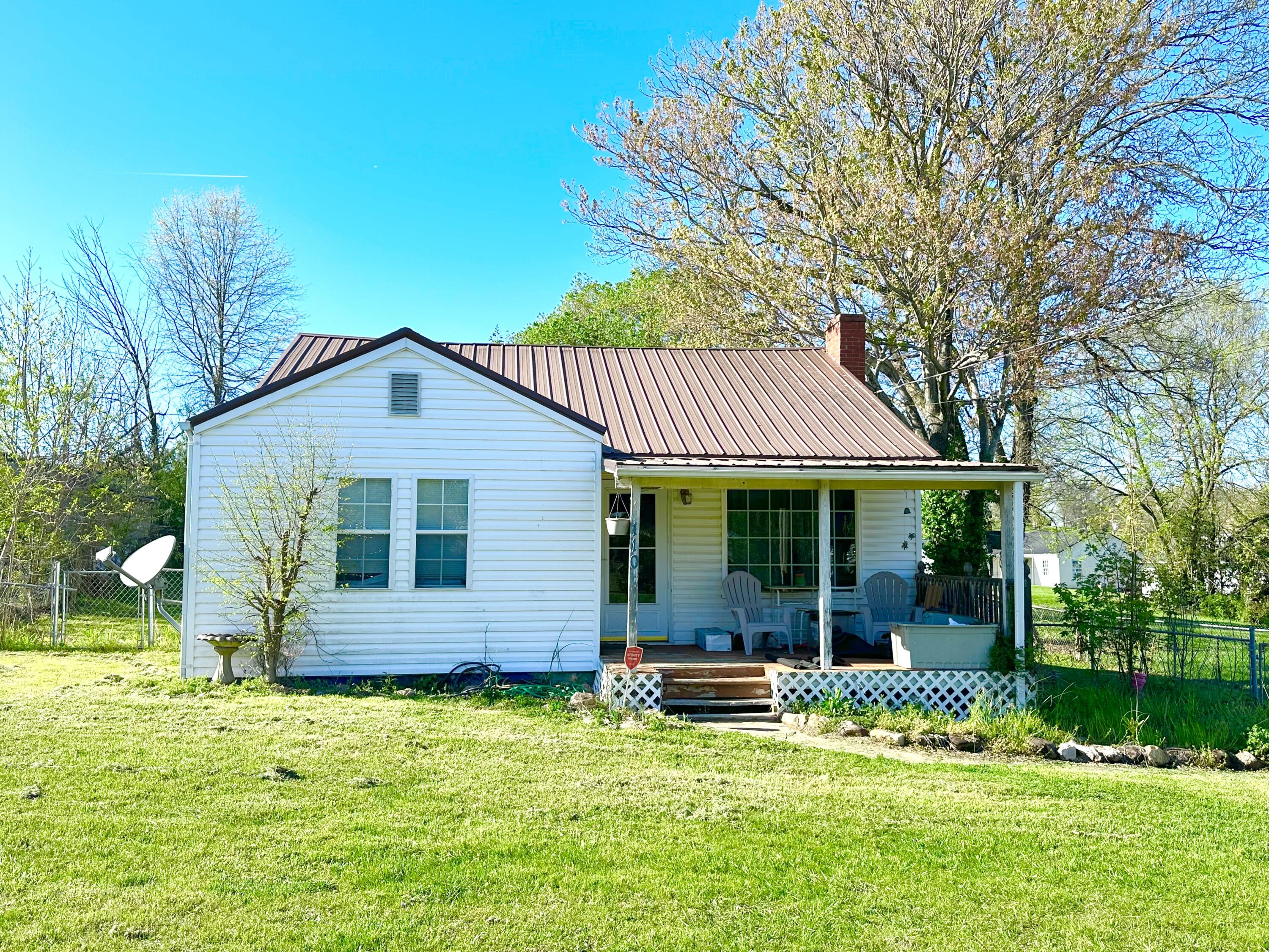 110 Debusk Road Greeneville, TN 37743 - Photo 1 of 11 5B5ED832-7A25-4B8A-BE20-1CF51550E9F6