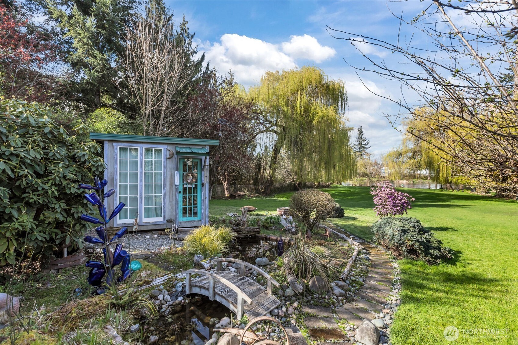 17050 70th Avenue Northeast Kenmore, WA 98028 - Photo 3 of 6