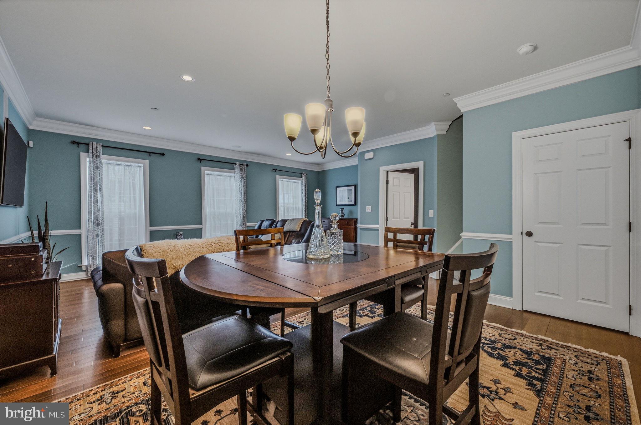 208 Jackdaw Alley, Unit 208 Springfield, PA 19064 - Photo 20 of 43 a view of a dining room and livingroom view