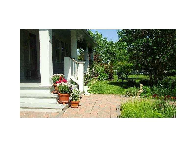 45 Whaleback Road Portland, ME 04108 - Photo 2 of 14 Entry.