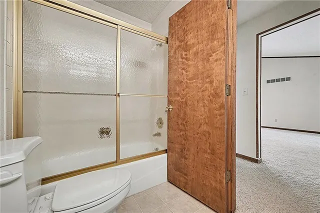 $385,000 | 2709 Lawrence Avenue, Lawrence, KS 66047