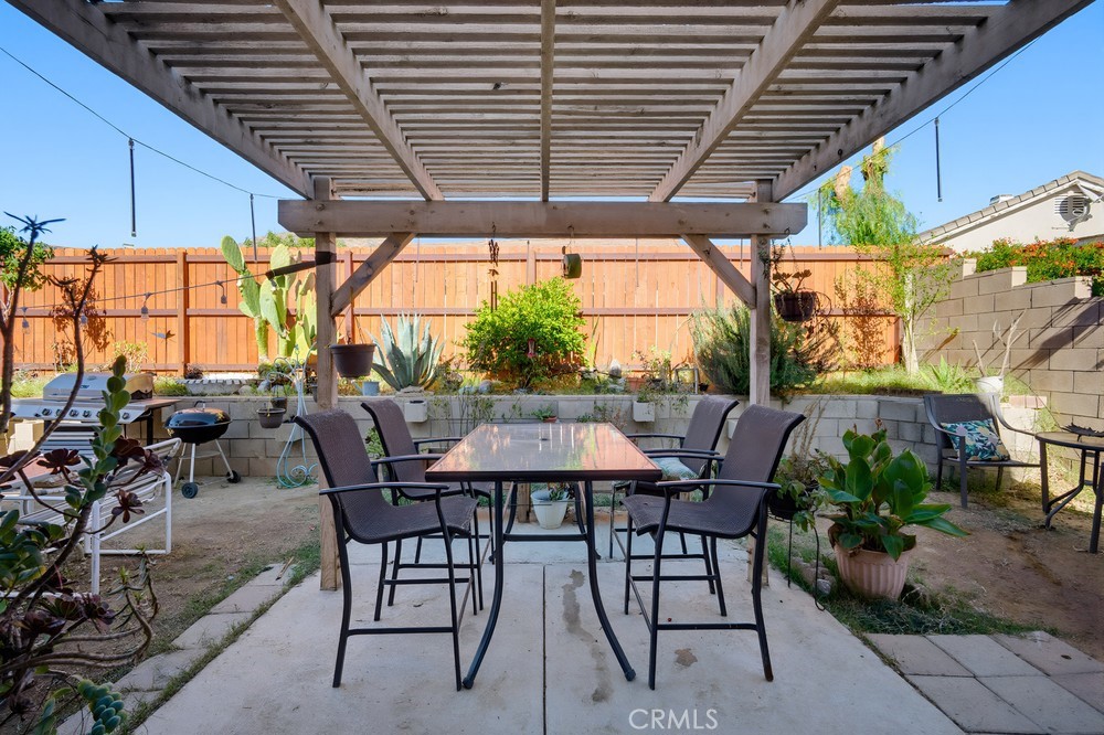 1216 Lilac Ridge Drive Perris, CA 92571 - Photo 31 of 35