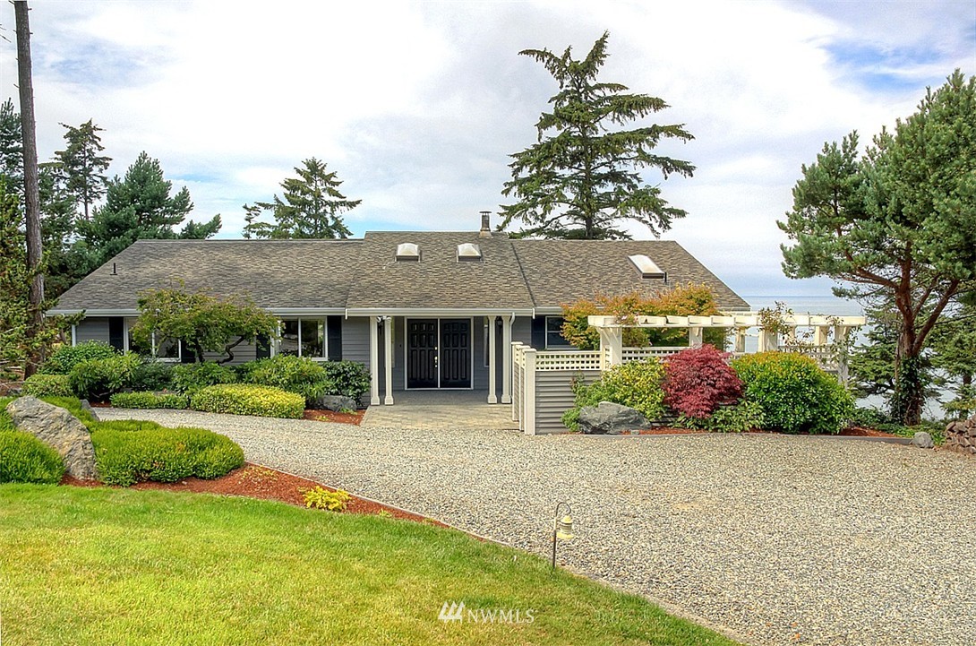 1441 West Beach Road Oak Harbor, WA 98277 - Photo 1 of 24 Gallery Image 1