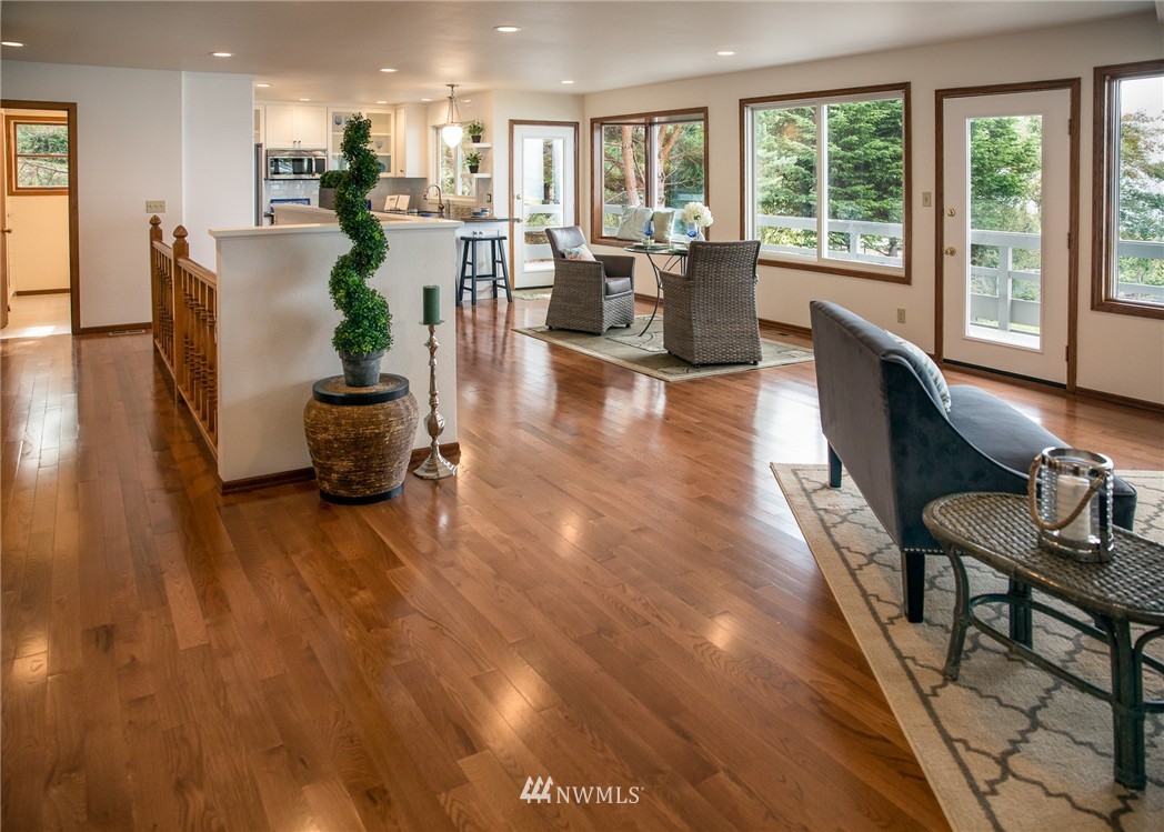 1441 West Beach Road Oak Harbor, WA 98277 - Photo 13 of 24 Gallery Image 13