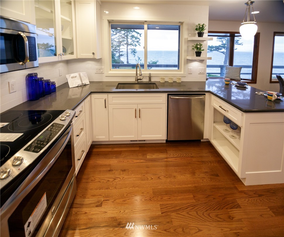 1441 West Beach Road Oak Harbor, WA 98277 - Photo 15 of 24 Gallery Image 15