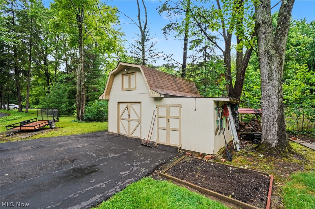 669 Westridge Road Akron, OH 44333 - Photo 23 of 31