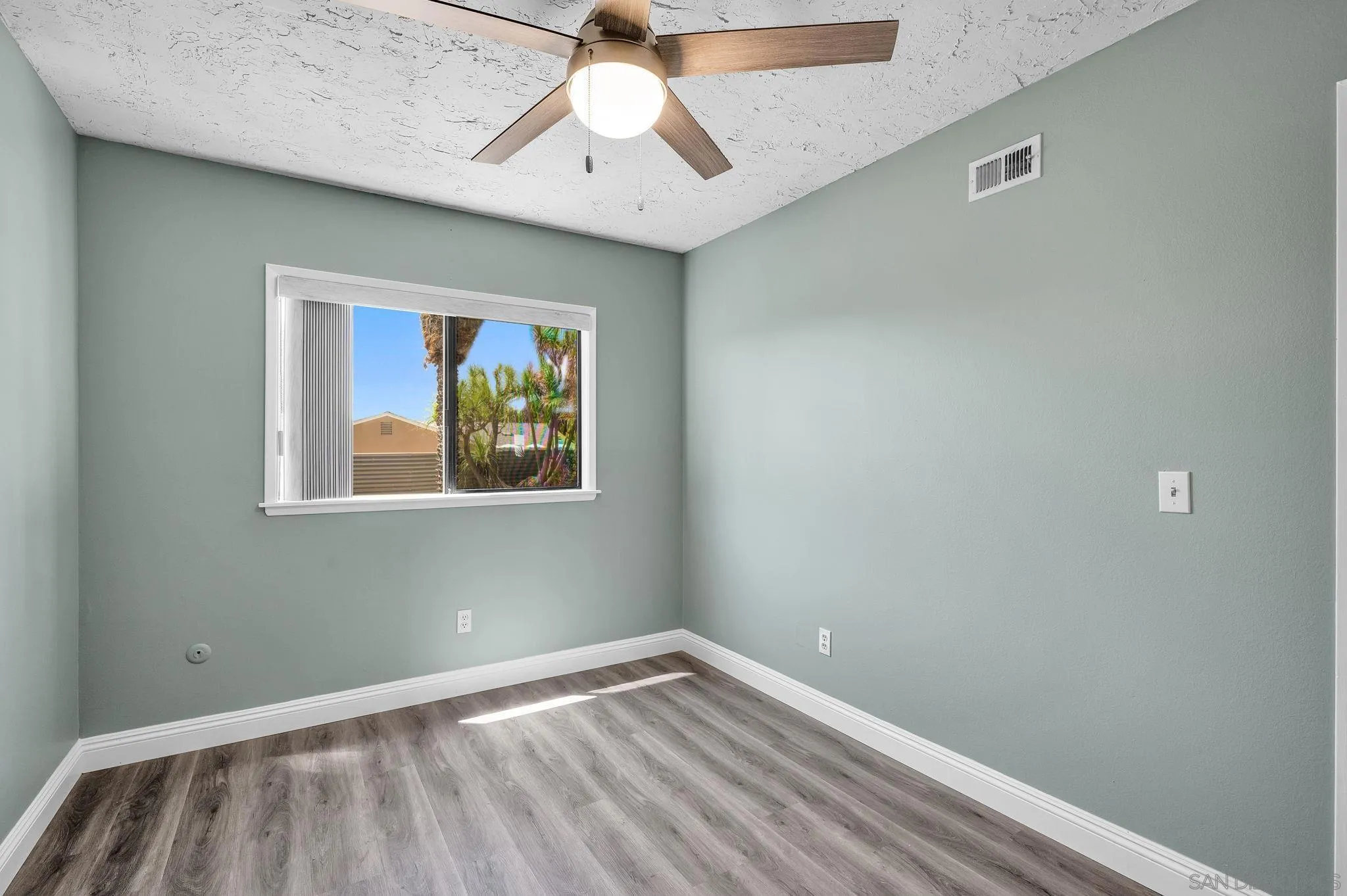 10131 Maple Tree Road Santee, CA 92071 - Photo 16 of 35 Gallery Image 16