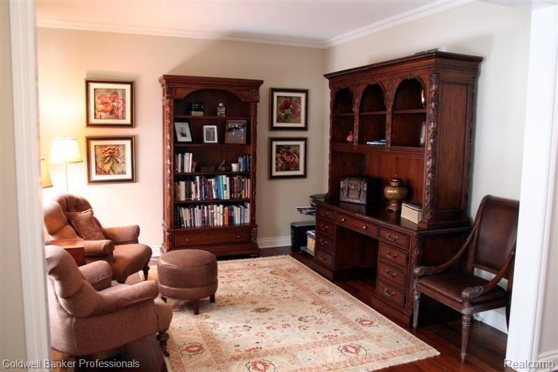 2863 Yorkshire Road Birmingham, MI 48009 - Photo 7 of 15 Yorkshire livingroom.JPG