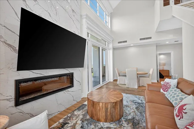 $809,900 | 300 South Duval Street, Unit 2209, Tallahassee, FL 32301