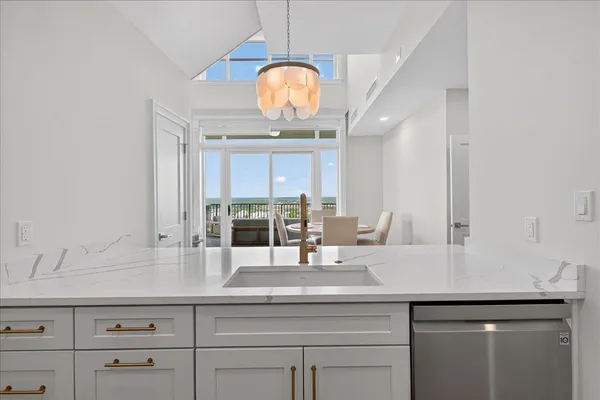 $809,900 | 300 South Duval Street, Unit 2209, Tallahassee, FL 32301