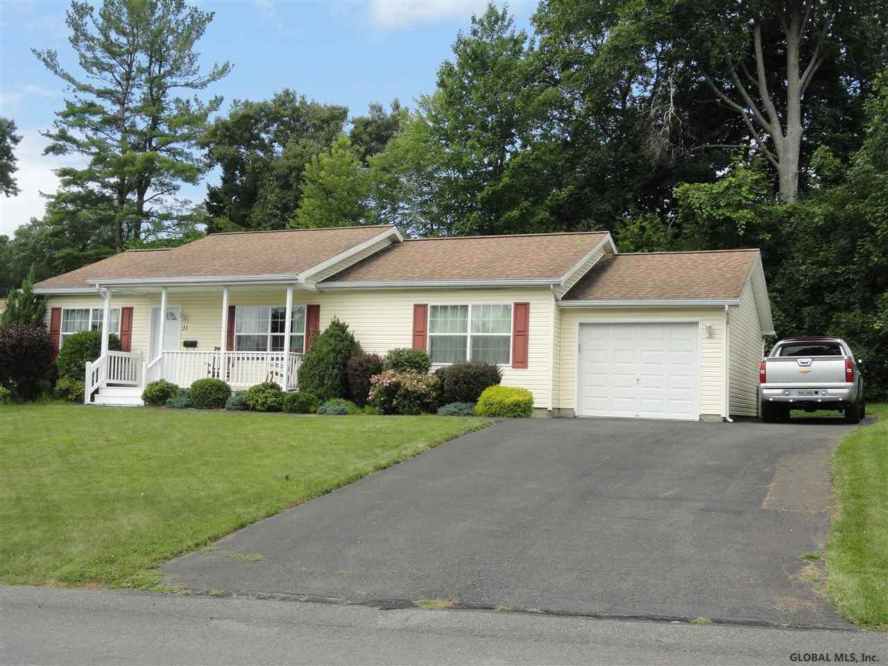 31 Ridge Road Ravena, NY 12143 - Photo 2 of 22 Photo 2