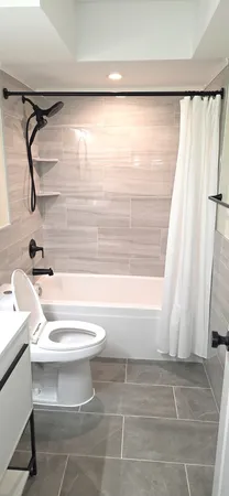 $349,000 | 375 Plum Creek Drive, Unit 412, Wheeling, IL 60090