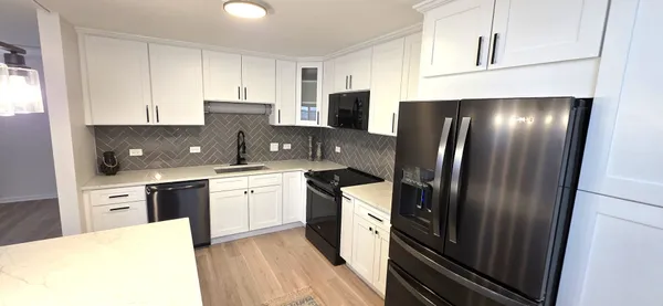 $349,000 | 375 Plum Creek Drive, Unit 412, Wheeling, IL 60090