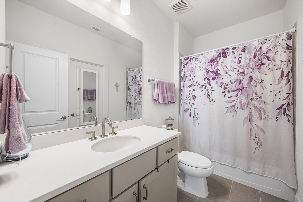 4114 Pleasant Ridge Drive Spring, TX 77386 - Photo 34 of 48 5th bedroom ensuite bath.