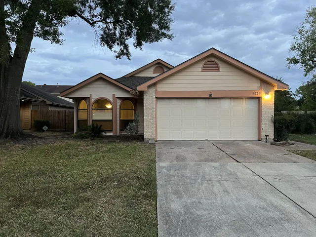 $2,600 | 1635 Ainsdale Drive, Houston, TX 77077