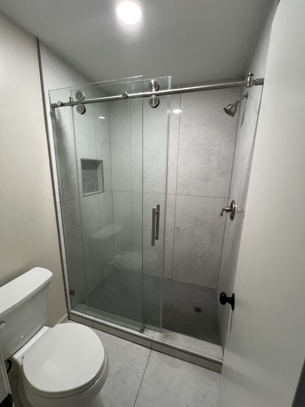 1635 Ainsdale Drive Houston, TX 77077 - Photo 21 of 32 Guest Shower