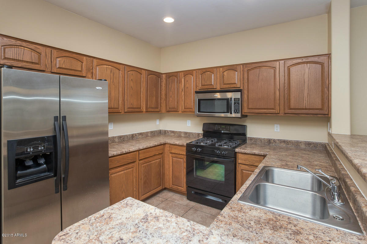 6875 West Darrel Road Laveen, AZ 85339 - Photo 4 of 15 6875_W_Darrel_Rd_04