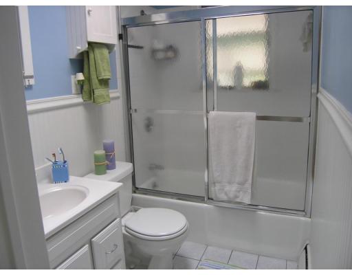18 Carson Road Woburn, MA 01801 - Photo 16 of 27