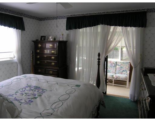 18 Carson Road Woburn, MA 01801 - Photo 17 of 27