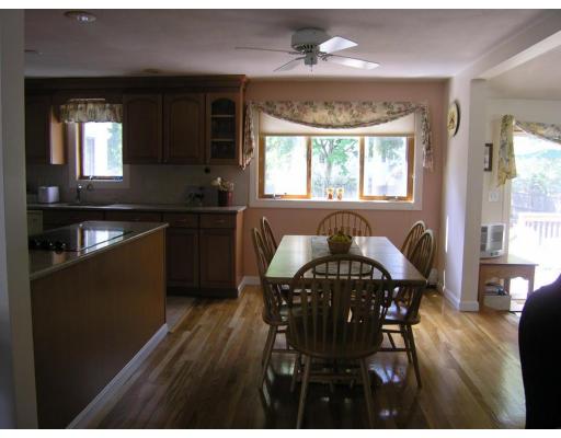18 Carson Road Woburn, MA 01801 - Photo 5 of 27
