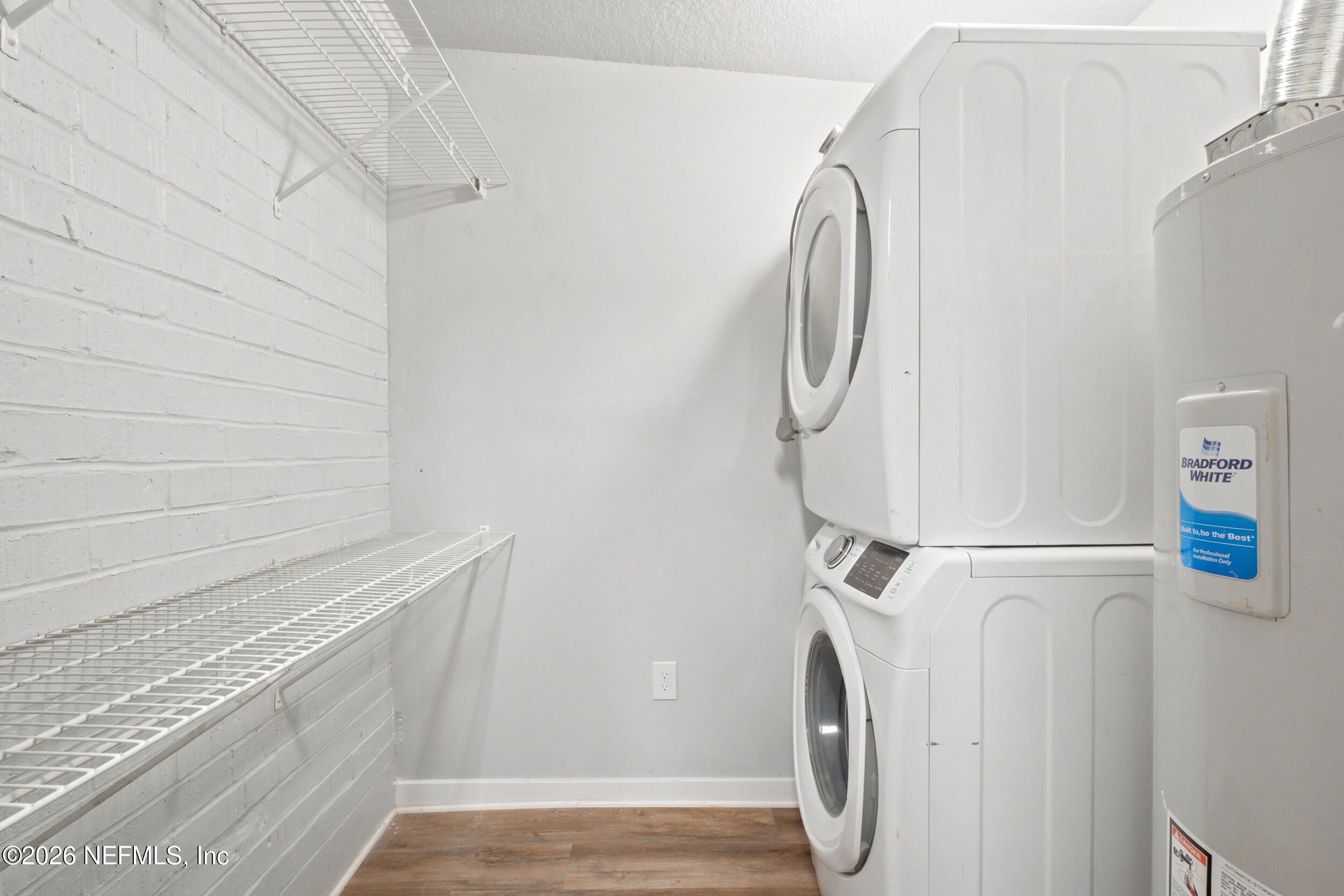 5032 Foxboro Road Jacksonville, FL 32208 - Photo 34 of 38 LAUNDRY / PANTRY