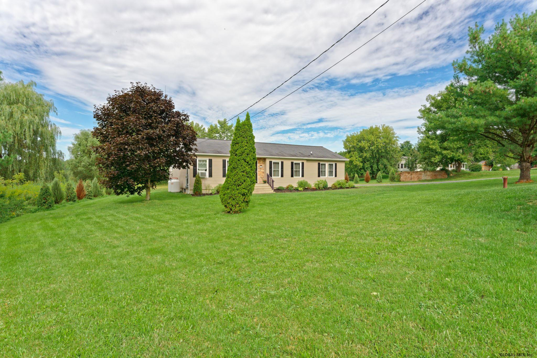 11 Blizzard Road Stillwater, NY 12170 - Photo 2 of 34 Photo 3