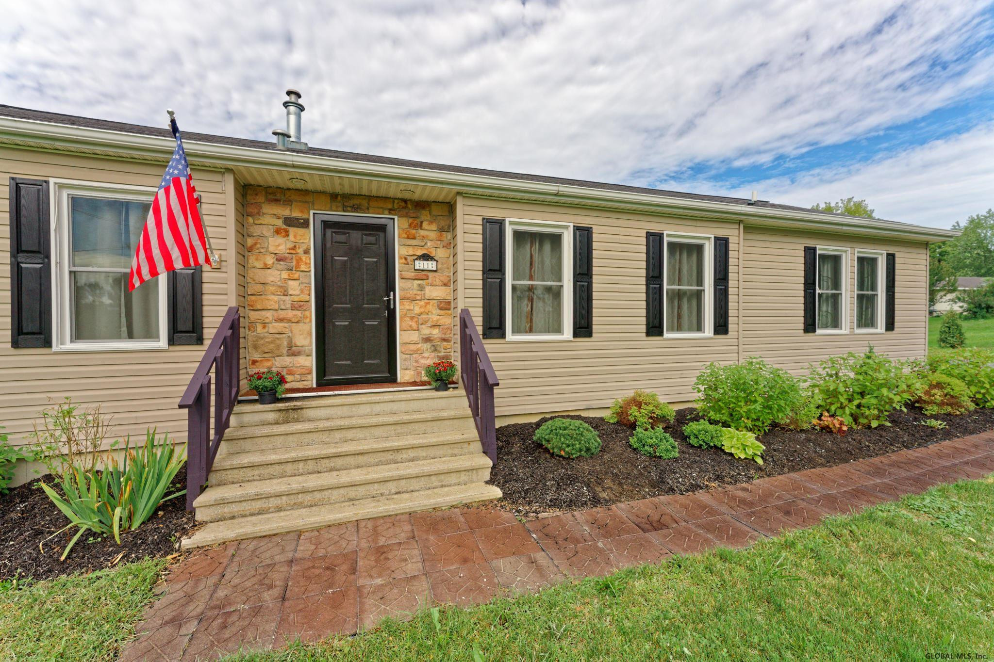 11 Blizzard Road Stillwater, NY 12170 - Photo 3 of 34 Photo 4