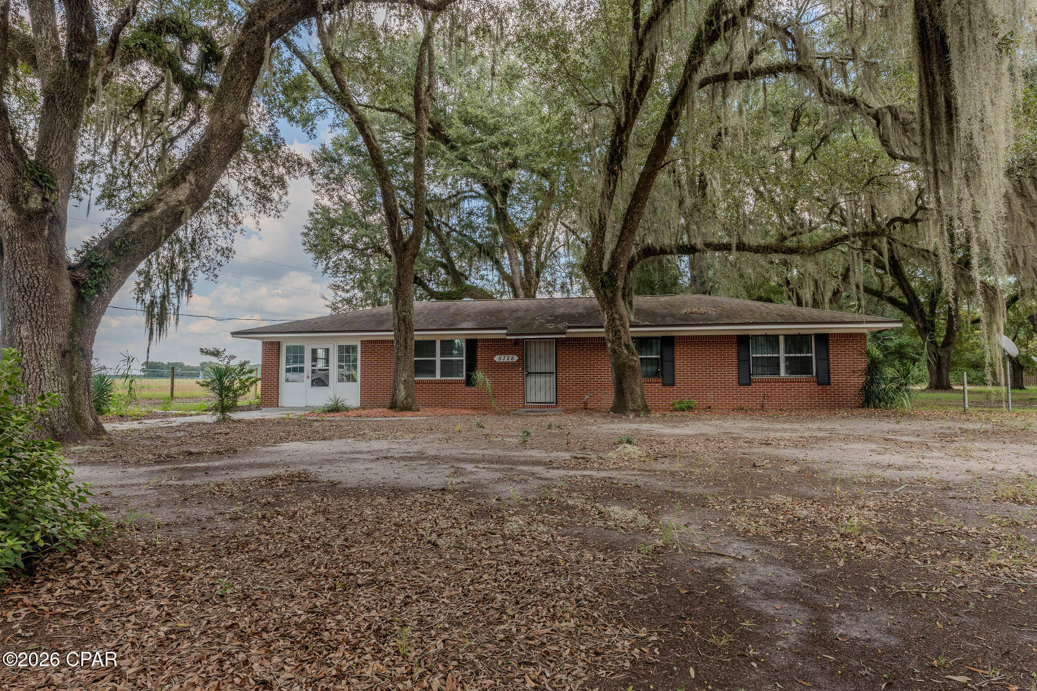 5728 Snow Hill Road Malone, FL 32445 - Photo 2 of 23 Gallery Image 2