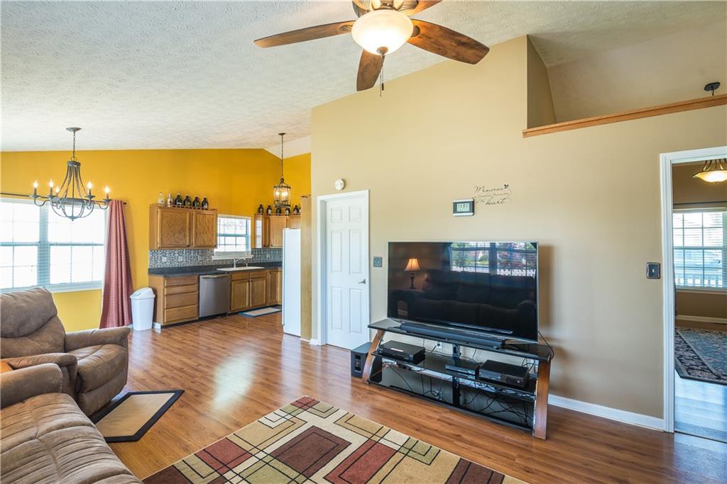 123 Rolling Ridge Road Shelbyville, IN 46176 - Photo 13 of 33