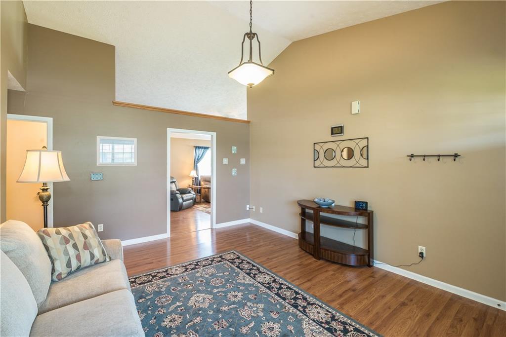 123 Rolling Ridge Road Shelbyville, IN 46176 - Photo 4 of 33